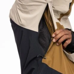 Front Page -Mons Royale Shop 686 gore tex gt jacket putty colorblock alt6 ro m2w105